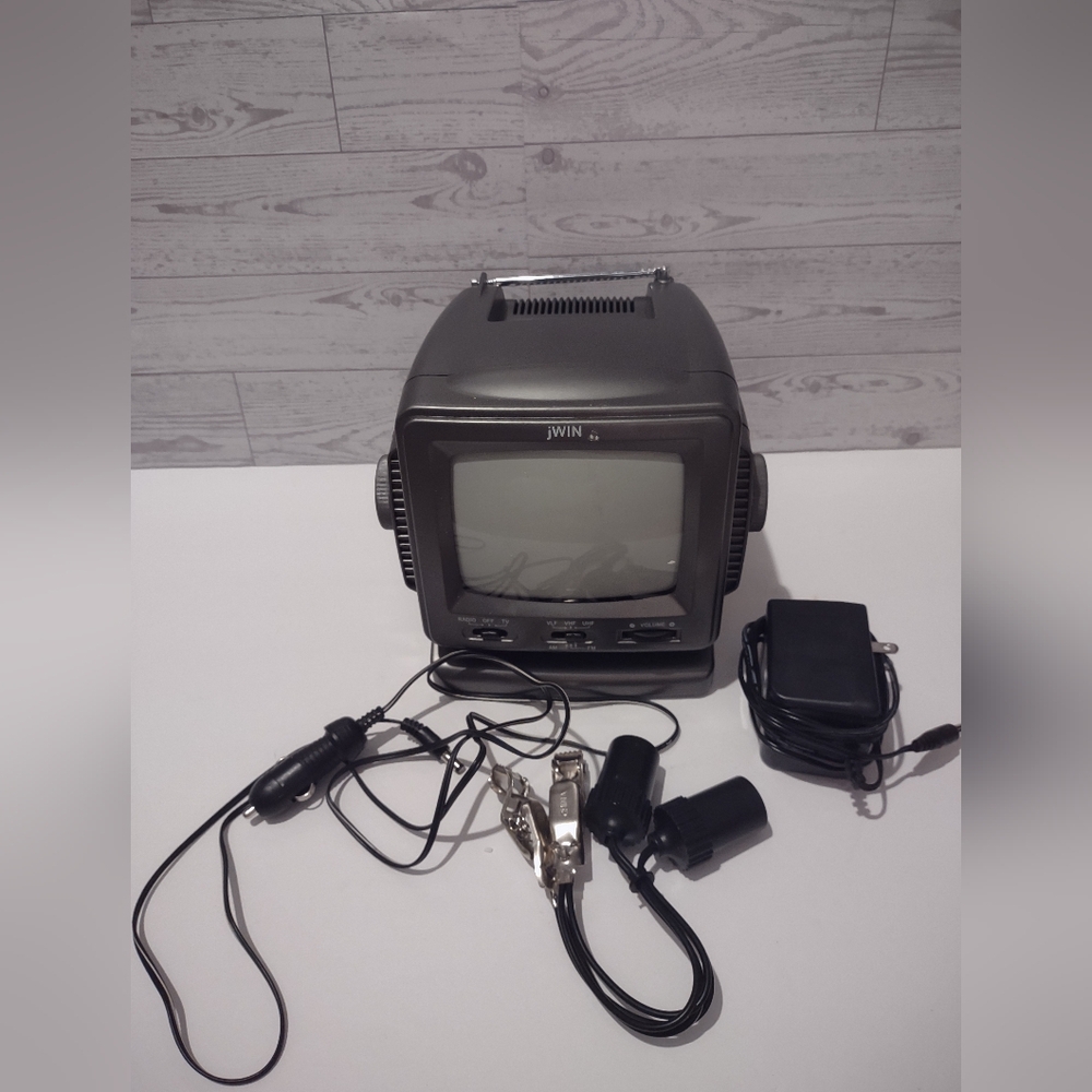 Jwin Vintage Tv/radio Black/White TV AM/FM Radio Combo Portable